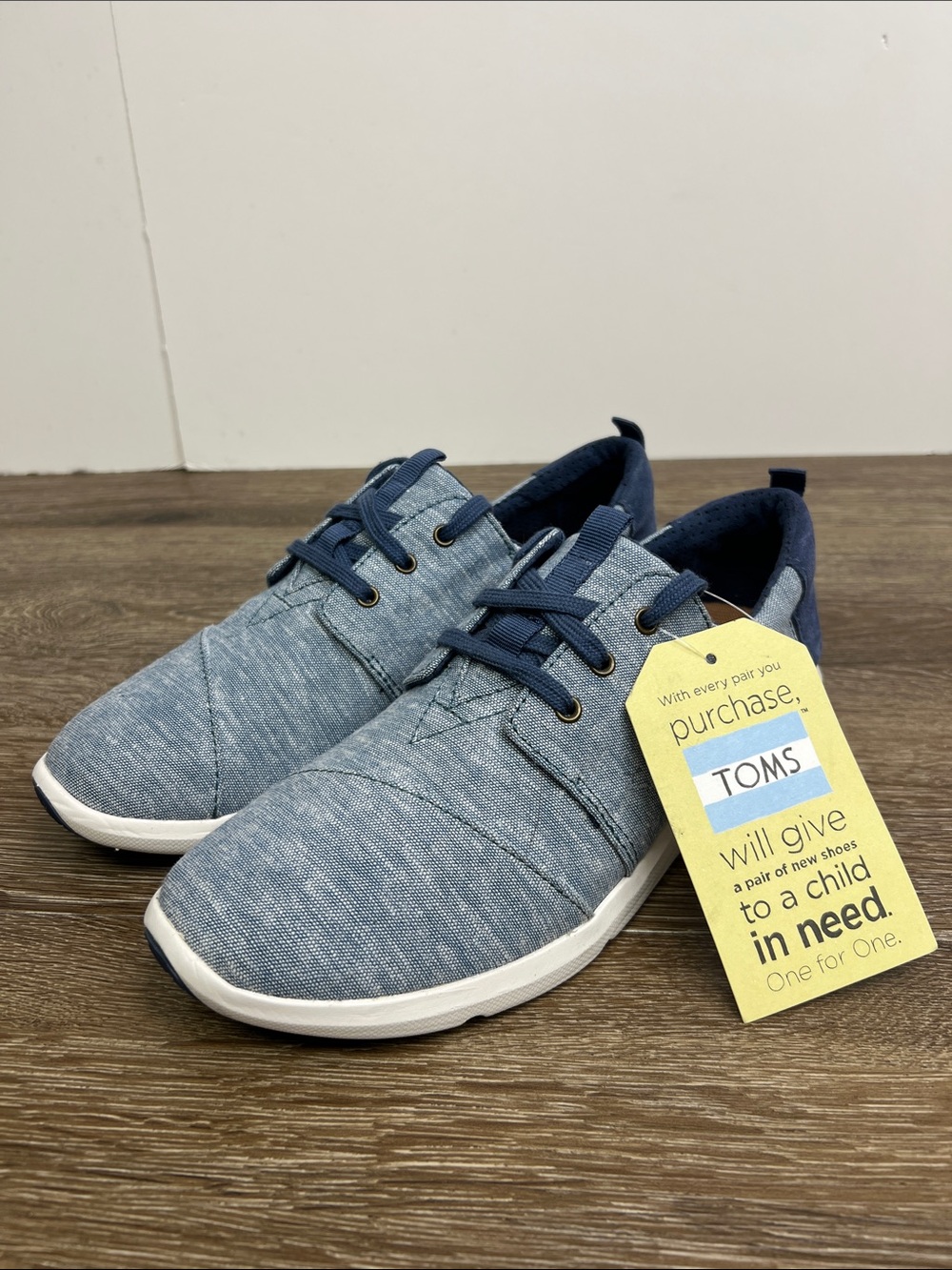 TOMS Del Rey Blue Slub Chambray Lace-Up Sneakers Women’s Size 8 NWT
